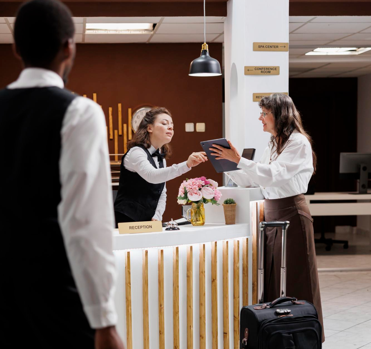 hotel direct booking service